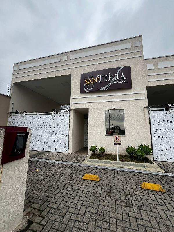 Vende-se em Sao Jose Dos Pinhais-PR  Casa, 189.65 de área total, 189.65 de área privativa, 328.86 de área do terreno,  3_qto(s), a.serv, WC, 2_sala(s), 1 lavabo(s).