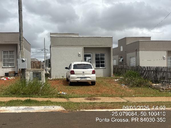 Vende-se em Ponta Grossa-PR  Casa, 48.64 de área total, 48.64 de área privativa, 160.00 de área do terreno,  2_qto(s), a.serv, WC, 1_sala(s), cozinha.