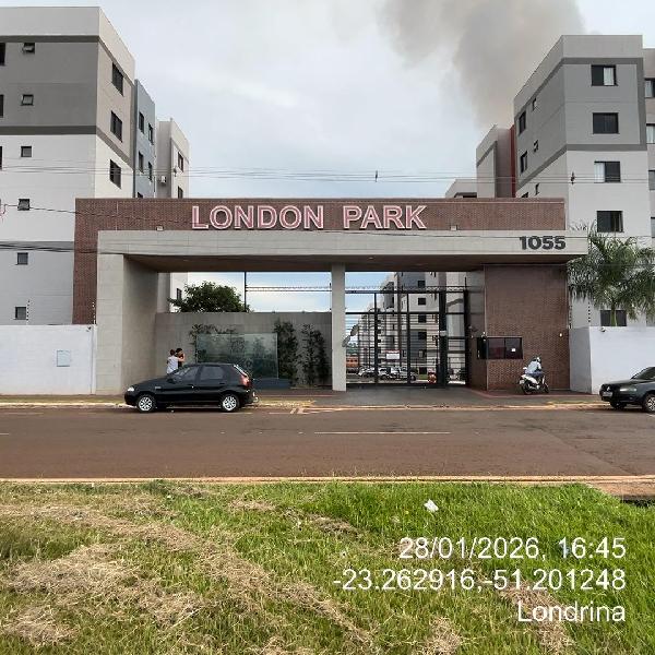 Vende-se em Londrina-PR  apto, 90.09 de área total, 47.44 de área privativa,  2_qto(s), WC, 1_sala(s), cozinha, 1_vaga(s) de garagem.