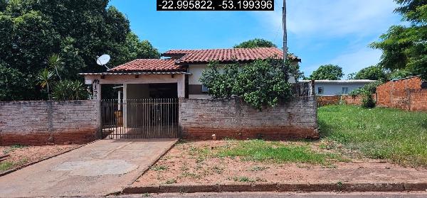 Vende-se em Santa Isabel Do Ivai-PR  Casa, 71.50 de área total, 67.72 de área privativa, 210.00 de área do terreno,  3_qto(s), a.serv, WC, 1_sala(s), cozinha.