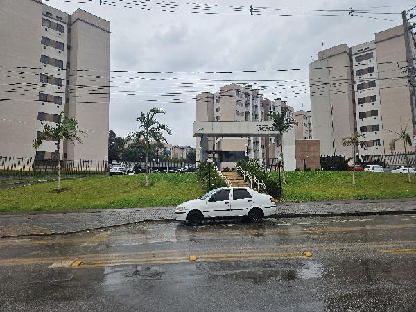 Vende-se em Sao Jose Dos Pinhais-PR  apto, 65.32 de área total, 54.46 de área privativa,  2_qto(s), WC, 1_sala(s), cozinha, 1_vaga(s) de garagem.