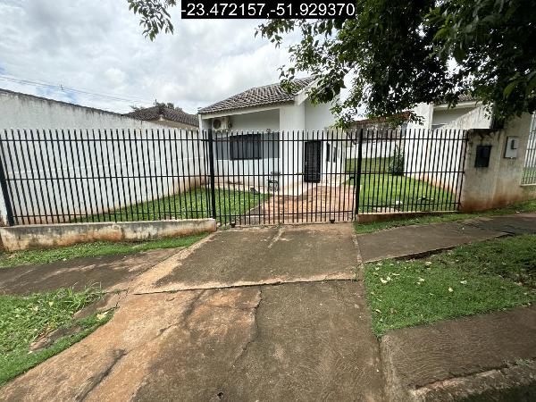 Vende-se em Maringa-PR  Casa, 55.60 de área privativa, 212.54 de área do terreno.