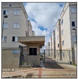 Vende-se em Londrina-PR  apto, 43.81 de área privativa,  2_qto(s), WC, 1_sala(s), cozinha, 1_vaga(s) de garagem.