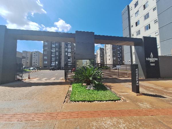 Vende-se em Londrina-PR  apto, 82.54 de área total, 42.38 de área privativa,  2_qto(s), a.serv, WC, 1_sala(s), cozinha, 1_vaga(s) de garagem.