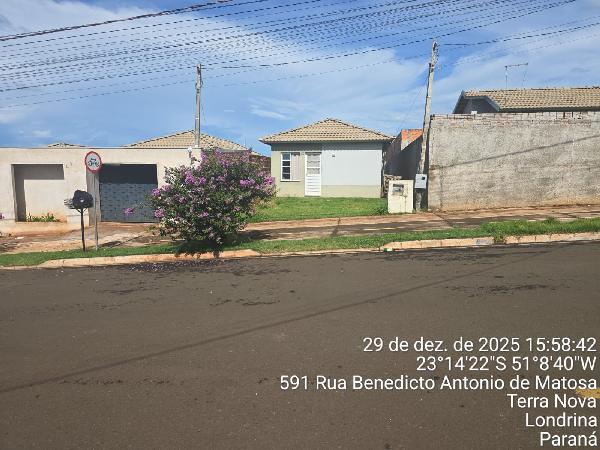 Vende-se em Londrina-PR  Casa, 46.27 de área total, 46.27 de área privativa, 168.37 de área do terreno,  2_qto(s), a.serv, WC, 1_sala(s), cozinha.