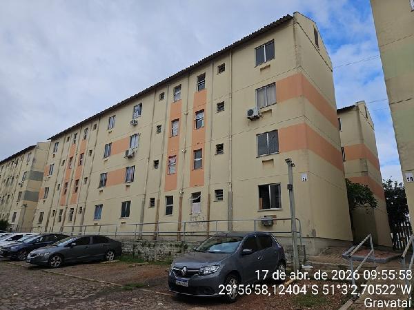 Vende-se em Gravatai-RS  apto, 50.55 de área total, 38.43 de área privativa,  2_qto(s), WC, 1_sala(s), cozinha.