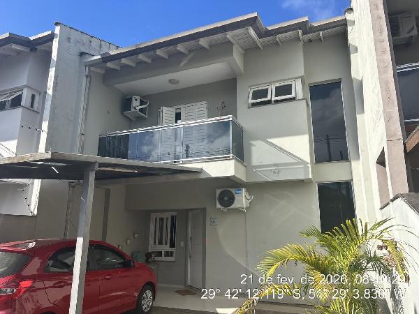 Vende-se em Montenegro-RS  Casa, 99.86 de área total, 99.86 de área privativa, 133.37 de área do terreno,  3_qto(s), a.serv, WC, 1_sala(s), 1 lavabo(s), cozinha.