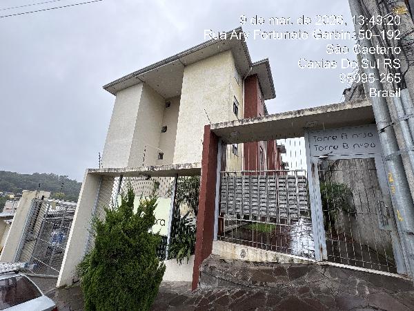 Vende-se em Caxias Do Sul-RS  apto, 76.36 de área total, 55.47 de área privativa,  2_qto(s), WC, 1_sala(s), cozinha, 1_vaga(s) de garagem.