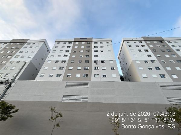Vende-se em Bento Goncalves-RS  apto, 76.59 de área total, 54.70 de área privativa,  2_qto(s), WC, 1_sala(s), cozinha, 1_vaga(s) de garagem.