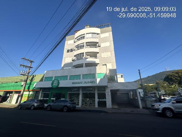 Vende-se em Montenegro-RS  apto, 134.30 de área total, 83.42 de área privativa,  2_qto(s), WC, 1_sala(s), cozinha, 1_vaga(s) de garagem.