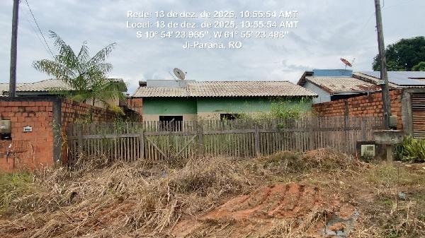 Vende-se em Ji-Parana-RO  Casa, 63.62 de área total, 63.62 de área privativa, 360.00 de área do terreno,  2_qto(s), a.serv, WC, 1_sala(s), cozinha, 1_vaga(s) de garagem.