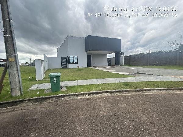 Vende-se em Porto Velho-RO  Casa, 229.16 de área total, 229.16 de área privativa, 502.79 de área do terreno,  3_qto(s), a.serv, WC, 1_sala(s), cozinha.