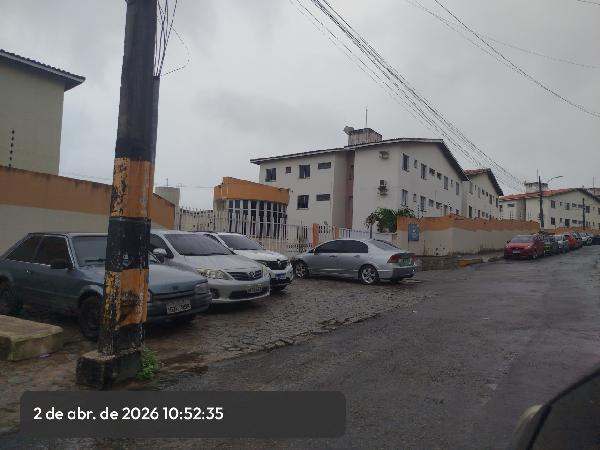 Vende-se em Aracaju-SE  apto, 45.72 de área total, 45.72 de área privativa,  2_qto(s), a.serv, WC, 1_sala(s), cozinha.