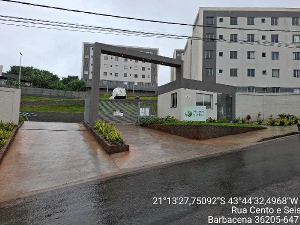 Vende-se em Barbacena-MG  apto, 132.18 de área total, 44.97 de área privativa,  2_qto(s), WC, 1_sala(s), cozinha, 1_vaga(s) de garagem.