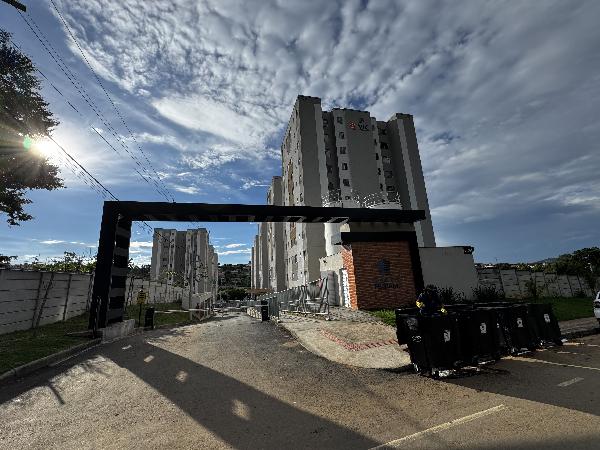 Vende-se em Contagem-MG  apto, 65.47 de área total, 43.31 de área privativa,  2_qto(s), WC, 1_sala(s), cozinha.
