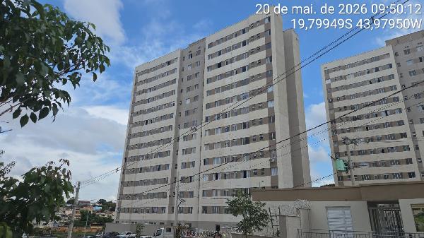 Vende-se em Belo Horizonte-MG  apto, 92.07 de área total, 45.22 de área privativa,  2_qto(s), WC, 1_sala(s).