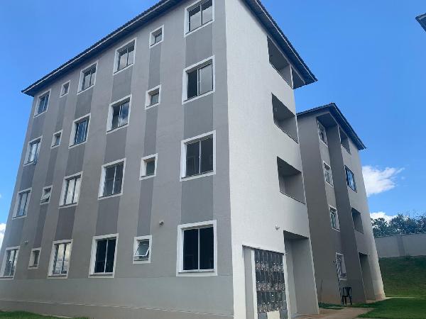 Vende-se em Betim-MG  apto, 124.31 de área total, 48.78 de área privativa,  2_qto(s), WC, 1_sala(s), cozinha, 1_vaga(s) de garagem.