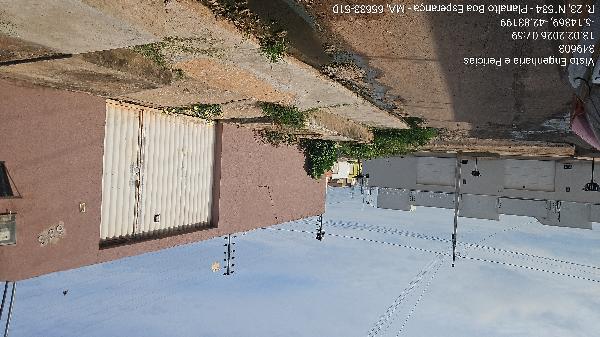 Vende-se em Timon-MA  Casa, 69.80 de área total, 69.80 de área privativa, 240.00 de área do terreno,  3_qto(s), WC, 1_sala(s), cozinha, Terraco, 1_vaga(s) de garagem.