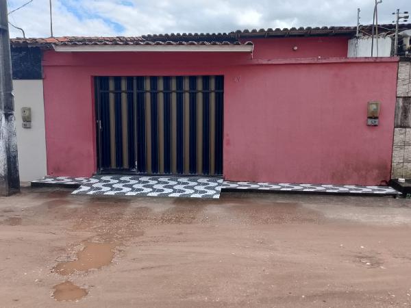 Vende-se em Cururupu-MA  Casa, 70.00 de área total, 70.00 de área privativa, 192.44 de área do terreno,  2_qto(s), WC, 1_sala(s), cozinha.