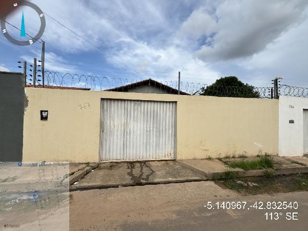 Vende-se em Timon-MA  Casa, 71.50 de área total, 71.50 de área privativa, 270.00 de área do terreno,  3_qto(s), WC, 1_sala(s), cozinha.