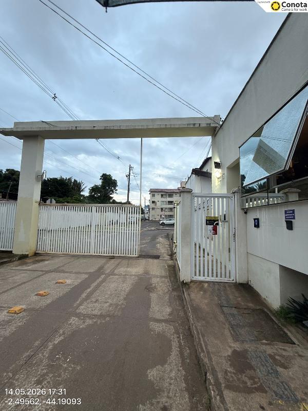 Vende-se em Sao Jose De Ribamar-MA  apto, 51.83 de área total, 46.32 de área privativa,  2_qto(s), varanda, a.serv, WC, 1_sala(s), cozinha.