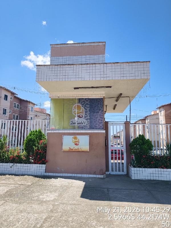 Vende-se em Sao Luis-MA  apto, 54.49 de área total, 43.62 de área privativa,  2_qto(s), a.serv, WC, 1_sala(s), cozinha.