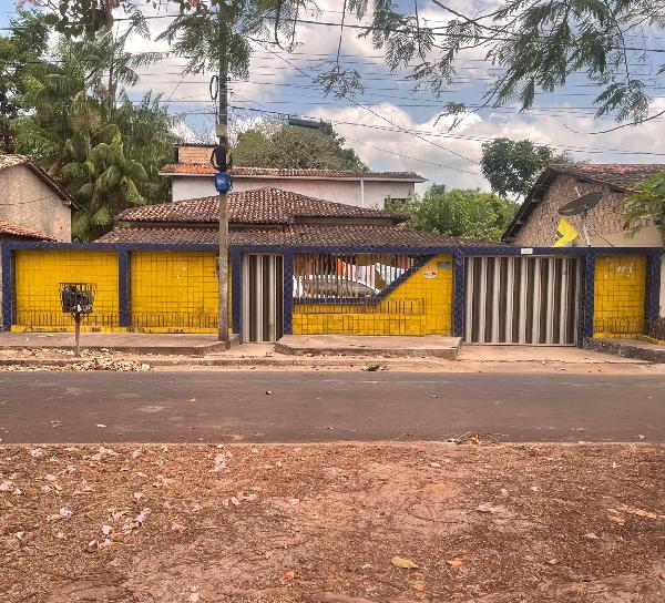 Vende-se em Mirinzal-MA  Casa, 236.44 de área privativa, 518.25 de área do terreno,  4_qto(s), varanda, WC, 1_sala(s), cozinha, Terraco, 2_vaga(s) de garagem.