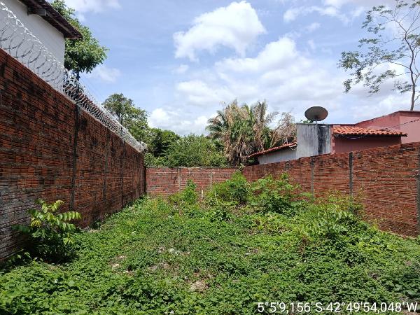 Vende-se em Timon-MA  Casa, 69.65 de área privativa, 160.00 de área do terreno,  2_qto(s), WC, 1_sala(s), cozinha, 1_vaga(s) de garagem.