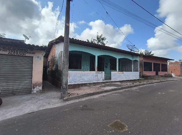 Vende-se em Morros-MA  Casa, 127.40 de área total, 127.40 de área privativa, 598.00 de área do terreno,  4_qto(s), WC, 1_sala(s), cozinha.