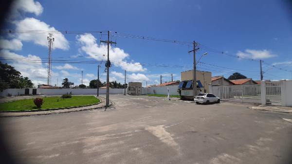 Vende-se em Paco Do Lumiar-MA  Casa, 45.97 de área total, 44.89 de área privativa, 124.00 de área do terreno,  2_qto(s), a.serv, WC, 1_sala(s), cozinha, 1_vaga(s) de garagem.