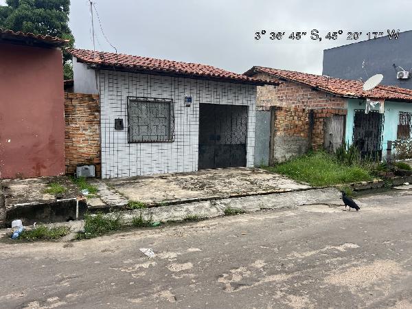 Vende-se em Pindare-Mirim-MA  Casa, 66.04 de área total, 66.04 de área privativa, 330.00 de área do terreno,  2_qto(s), WC, 1_sala(s), cozinha, Terraco.