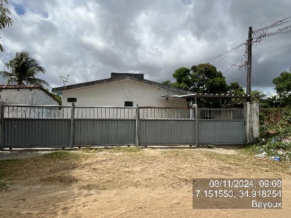 Vende-se em Bayeux-PB  Casa, 46.58 de área privativa, 186.30 de área do terreno,  2_qto(s), a.serv, WC, 1_sala(s), cozinha, Terraco, 1_vaga(s) de garagem.