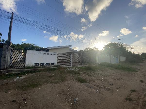 Vende-se em Bayeux-PB  Casa, 49.88 de área privativa, 200.67 de área do terreno,  2_qto(s), WC, 1_sala(s), Terraco.