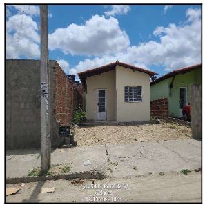 Vende-se em Campina Grande-PB  Casa, 50.00 de área total, 50.00 de área privativa, 148.20 de área do terreno,  2_qto(s), WC, 1_sala(s), cozinha, Terraco, 1_vaga(s) de garagem.