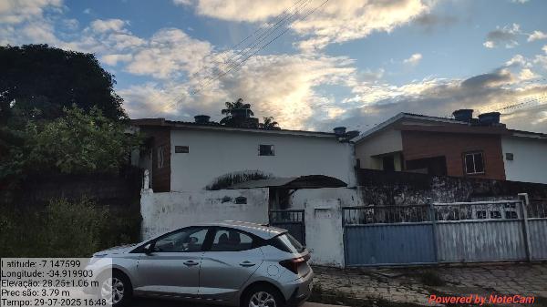 Vende-se em Bayeux-PB  Casa, 87.90 de área total, 47.10 de área privativa, 99.14 de área do terreno,  2_qto(s), a.serv, WC, 1_sala(s), cozinha, Terraco, 1_vaga(s) de garagem.