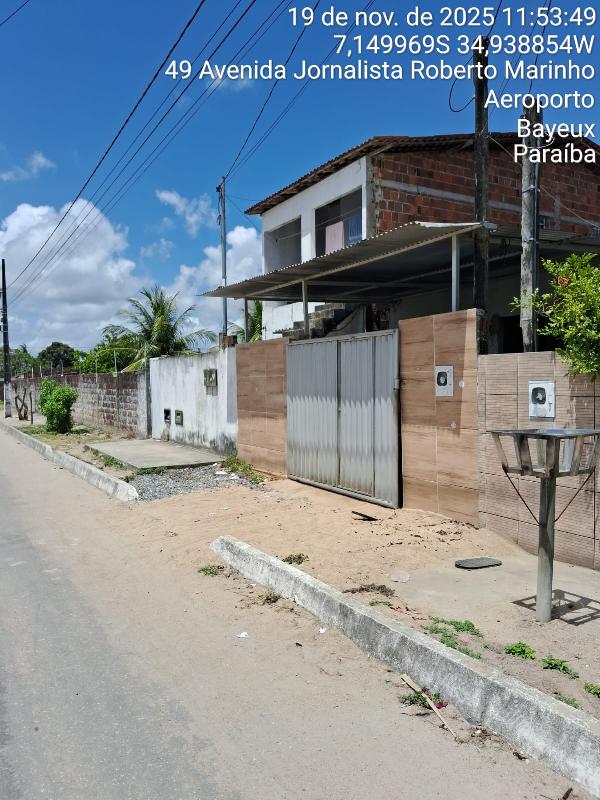 Vende-se em Bayeux-PB  Casa, 51.25 de área total, 51.25 de área privativa, 210.00 de área do terreno,  2_qto(s), WC, 1_sala(s), cozinha, 1_vaga(s) de garagem.