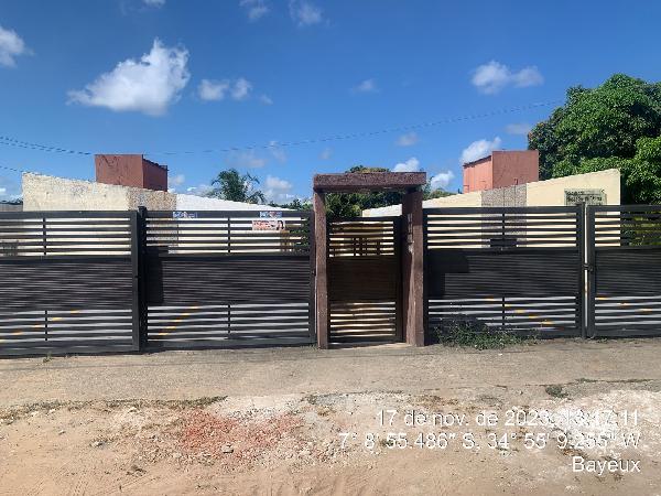 Vende-se em Bayeux-PB  Casa, 47.75 de área privativa, 800.00 de área do terreno,  2_qto(s), a.serv, WC, 1_sala(s), cozinha, 1_vaga(s) de garagem.