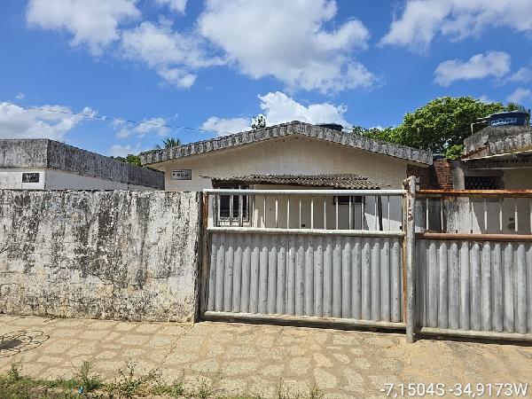Vende-se em Bayeux-PB  Casa, 51.81 de área privativa, 117.42 de área do terreno,  2_qto(s), a.serv, WC, 1_sala(s), cozinha, Terraco, 1_vaga(s) de garagem.