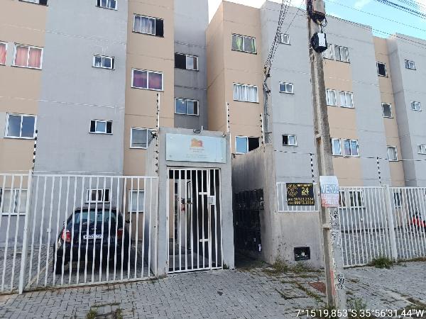 Vende-se em Campina Grande-PB  Casa, 84.32 de área total, 44.80 de área privativa, 72.82 de área do terreno,  2_qto(s), WC, 1_sala(s), cozinha, 1_vaga(s) de garagem.