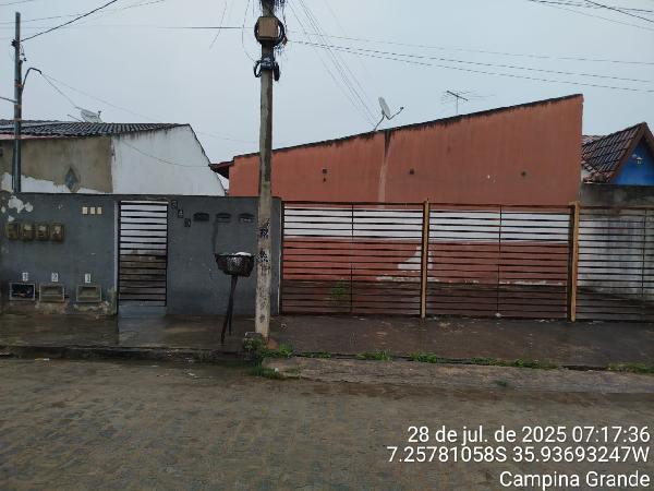 Vende-se em Campina Grande-PB  Casa, 82.10 de área total, 45.77 de área privativa, 85.33 de área do terreno,  2_qto(s), WC, 1_sala(s), cozinha, Terraco.