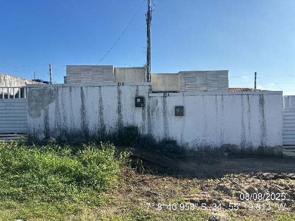 Vende-se em Bayeux-PB  Casa, 107.55 de área total, 71.50 de área privativa, 168.00 de área do terreno,  3_qto(s), a.serv, WC, 1_sala(s), cozinha, Terraco.