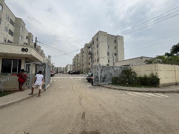 Vende-se em Belford Roxo-RJ  apto, 41.23 de área privativa,  2_qto(s), a.serv, WC, 1_sala(s), cozinha.