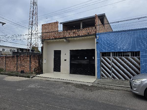 Vende-se em Manaus-AM  Casa, 283.26 de área total, 44.04 de área privativa, 168.79 de área do terreno,  3_qto(s), WC, 1_sala(s), cozinha.