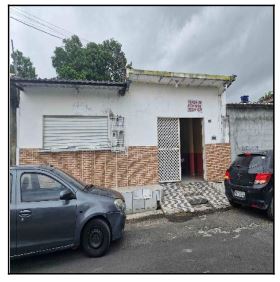 Vende-se em Manaus-AM  Terreno, 203.18 de área do terreno, 1_vaga(s) de garagem.