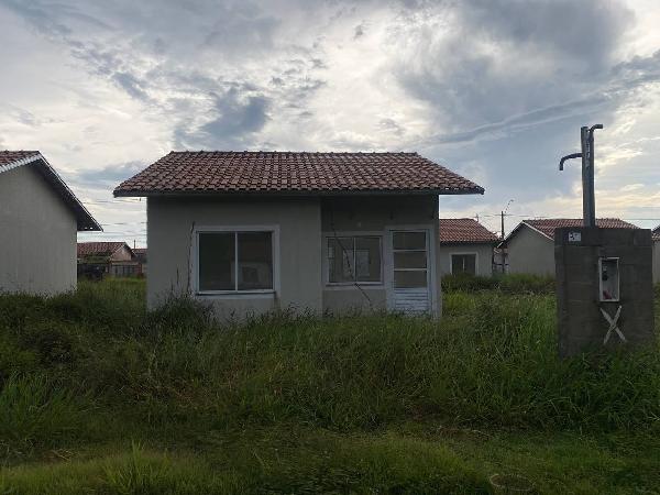 Vende-se em Iranduba-AM  Casa, 54.09 de área total, 54.09 de área privativa, 200.00 de área do terreno,  2_qto(s), a.serv, WC, 1_sala(s), cozinha.