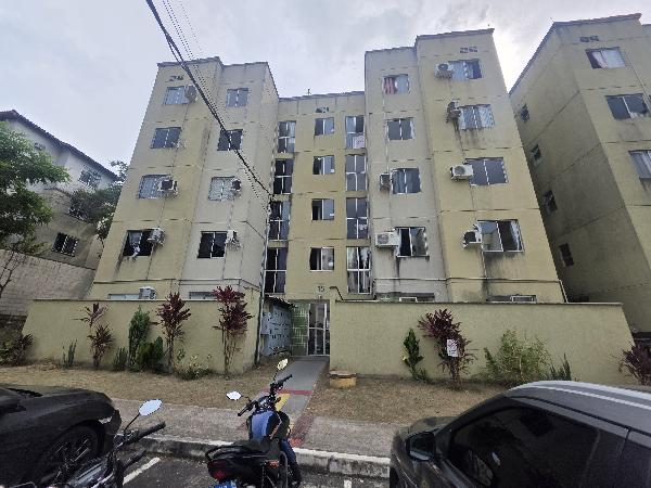 Vende-se em Manaus-AM  apto, 83.86 de área total, 41.46 de área privativa,  2_qto(s), a.serv, WC, 1_sala(s), cozinha.