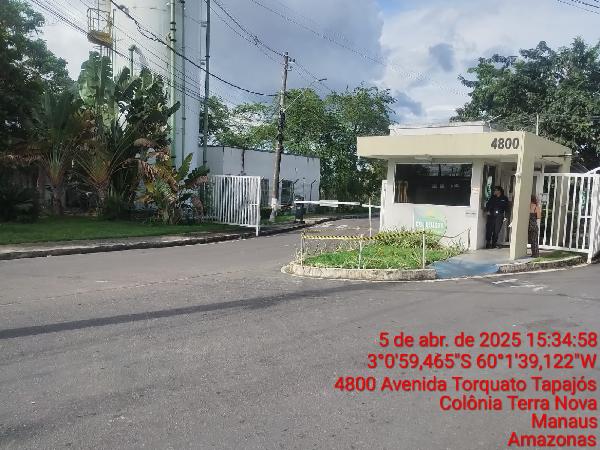 Vende-se em Manaus-AM  apto, 83.86 de área total, 41.46 de área privativa,  2_qto(s), a.serv, WC, 2_sala(s), cozinha.