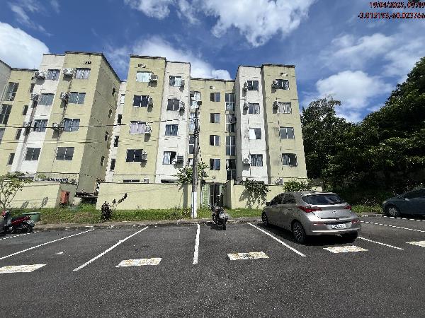 Vende-se em Manaus-AM  apto, 83.86 de área total, 41.46 de área privativa,  2_qto(s), a.serv, WC, 1_sala(s), cozinha.