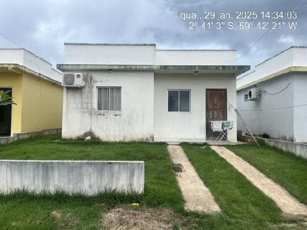 Vende-se em Rio Preto Da Eva-AM  Casa, 63.24 de área total, 63.24 de área privativa, 153.00 de área do terreno,  2_qto(s), a.serv, WC, 1_sala(s), cozinha.