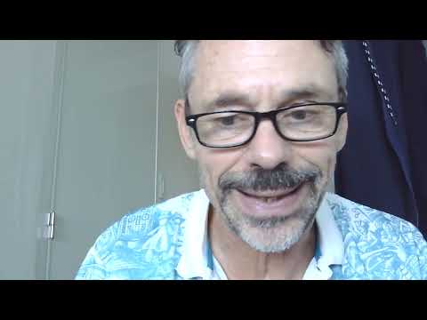 Jay Slater - who heads to the beach to charge their phone? Jay does, says Liar Ivor.